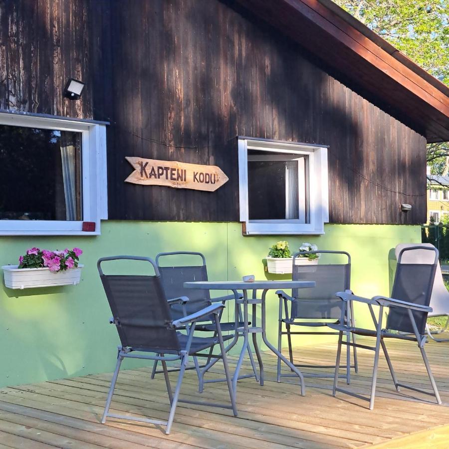 Kapteni Suvekodu Laulasmaa Kültér fotó